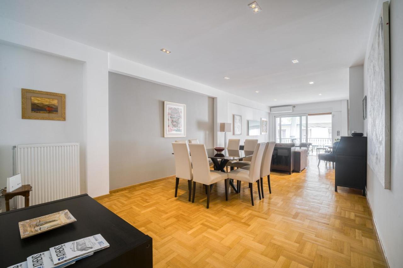 Bright Spacious Luxury Apartment In Prime Central Atene Esterno foto